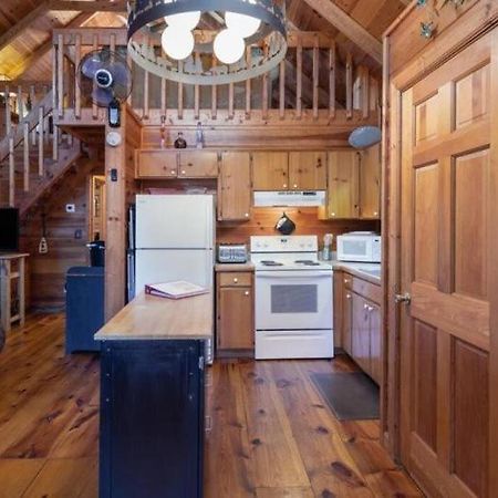 Вилла Mountain Time Cabin, Hot Tub, Fire Pit, Fireplace Блу-Ридж Экстерьер фото